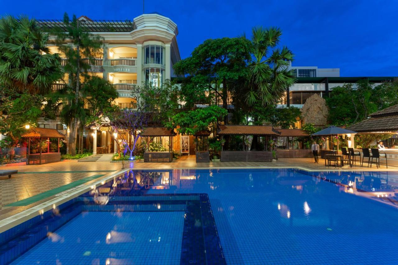 Somadevi Angkor Premium Hotel Siem Reap Eksteriør billede